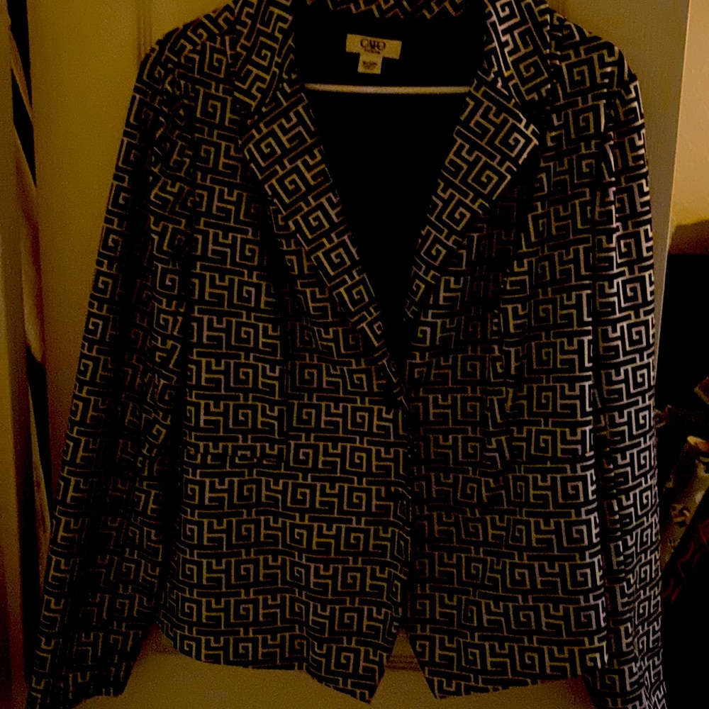 Patterned jacket for business and casual wear